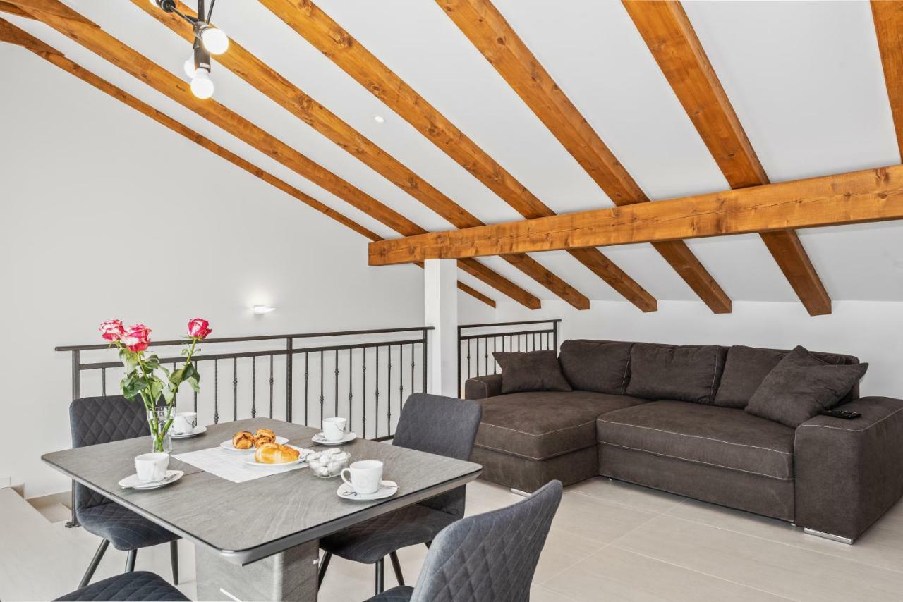 Apartmani Bruna 시베니크 외부 사진