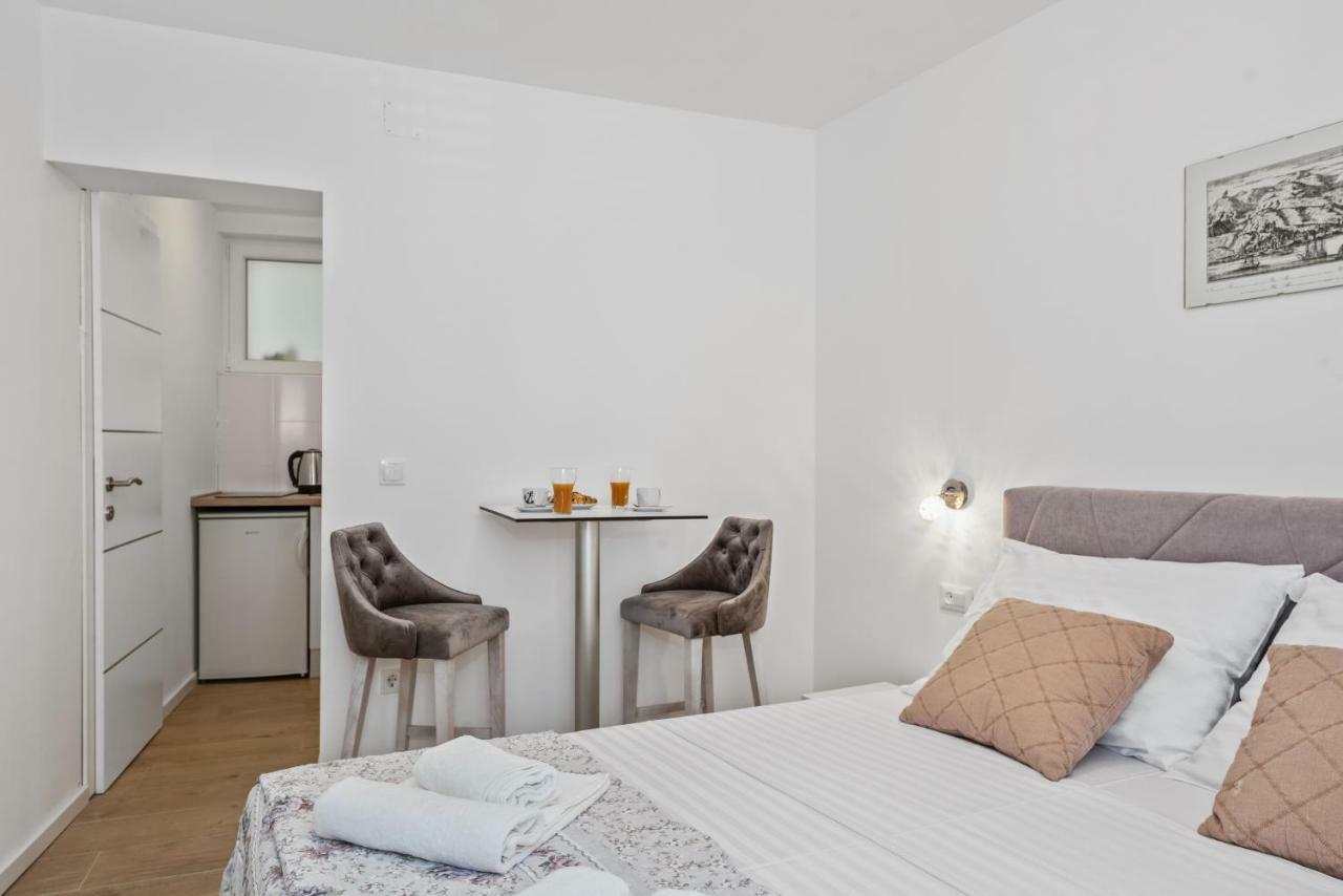 Apartmani Bruna 시베니크 외부 사진